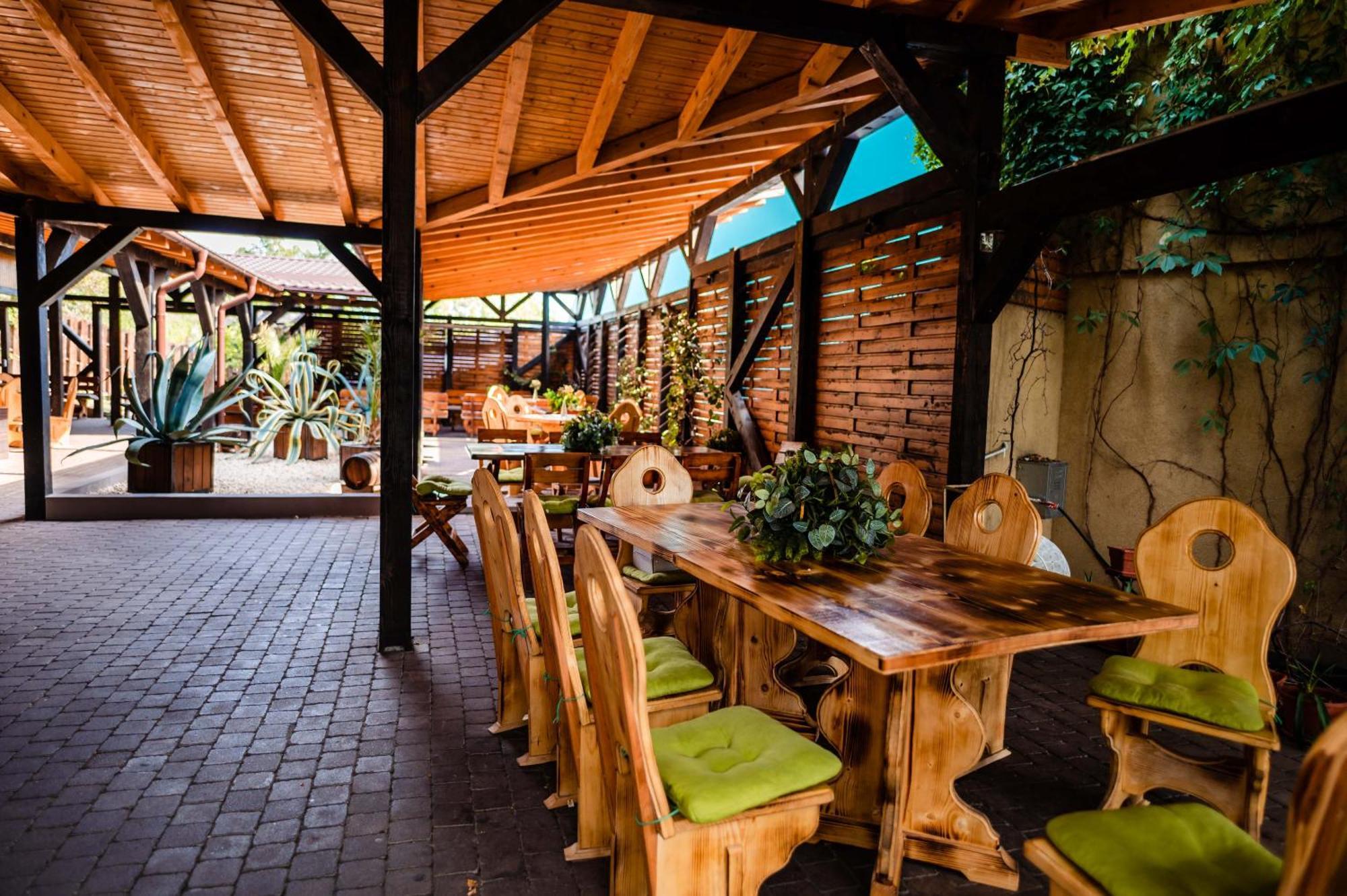 Green Garden Resort Odobesti Dış mekan fotoğraf